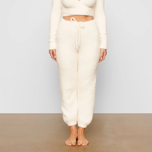 Skims Cozy Knit Jogger - Bone - Picture 2 of 5